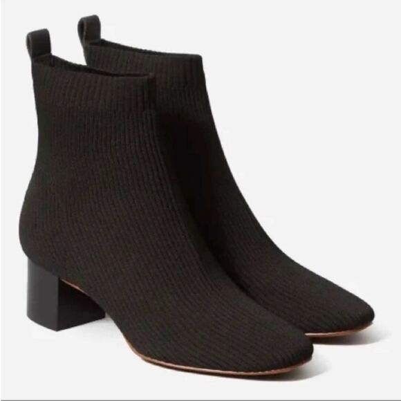 EVERLANE The Ankle Glove Boot in ReKnit Black Pull On Stretch Size 10.5 NEW - Picture 1 of 7